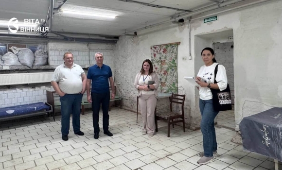Прострочені ліки й непрацюючі санвузли що виявили в укриттях Гайсина та Бара Прострочені ліки й непрацюючі санвузли що виявили в укриттях Гайсина та Бара