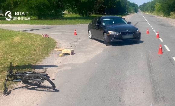 У Жмеринці зіткнулися велосипедист та автомобіль — постраждалого госпіталізували У Жмеринці зіткнулися велосипедист та автомобіль — постраждалого госпіталізували