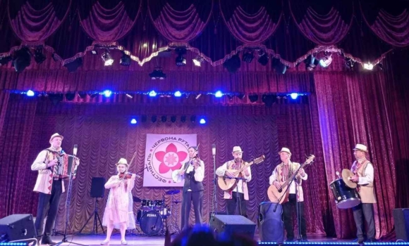 Учасників фестивалю сучасної пісні та популярної музики «Червона рута» відбирали у Вінниці Учасників фестивалю сучасної пісні та популярної музики «Червона рута» відбирали у Вінниці