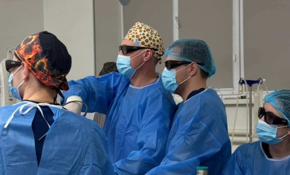 Вінницькі лікарі відновили сечовий міхур з власної кишкової тканини онкопацієнта Вінницькі лікарі відновили сечовий міхур з власної кишкової тканини онкопацієнта