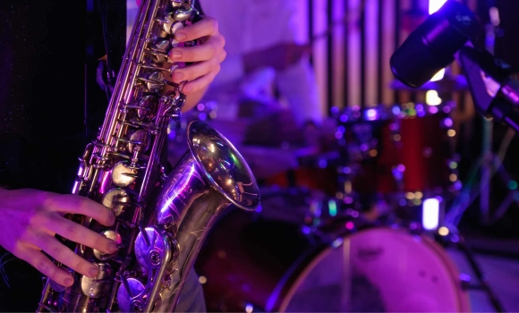 Вінницький муніципальний оркестр «ВінБенд» запрошує на благодійний концерт Вінницький муніципальний оркестр «ВінБенд» запрошує на благодійний концерт