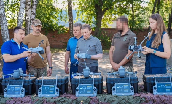 Вінниця передала фронту ще 400 FPV-дронів та 6 квадрокоптерів Matrice 4E Вінниця передала фронту ще 400 FPV-дронів та 6 квадрокоптерів Matrice 4E