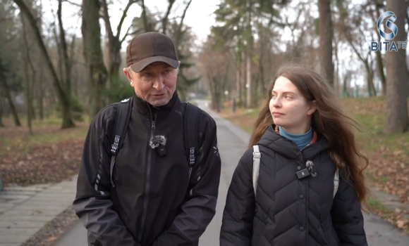 Волонтери ініціативної групи Замасковані плетуть у Вінниці маскувальні сітки Волонтери ініціативної групи Замасковані плетуть у Вінниці маскувальні сітки