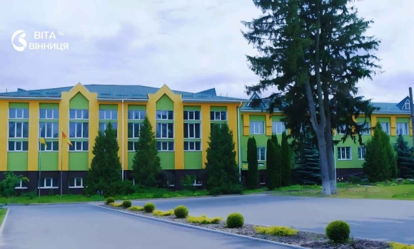 Європейський інвестиційний банк допоміг оновити школу на Вінниччині Європейський інвестиційний банк допоміг оновити школу на Вінниччині