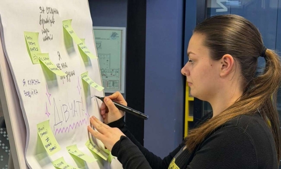 Юні вінничанки отримали нагоду поговорити про силу бути собою Юні вінничанки отримали нагоду поговорити про силу бути собою