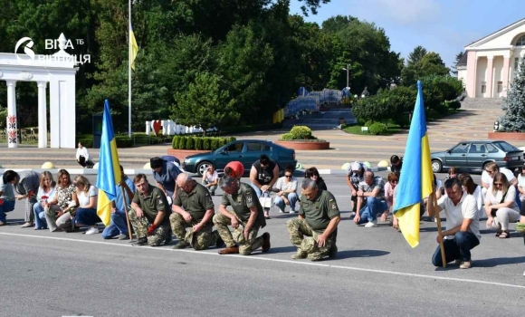 Загинув ще у 2023 році Тростянеччина зустріла загиблого воїна Загинув ще у 2023 році Тростянеччина зустріла загиблого воїна