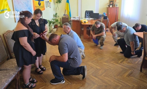 Загинув у Куп'янському районі захисника з Тульчина відзначили відомчою нагородою Загинув у Куп'янському районі захисника з Тульчина відзначили відомчою нагородою